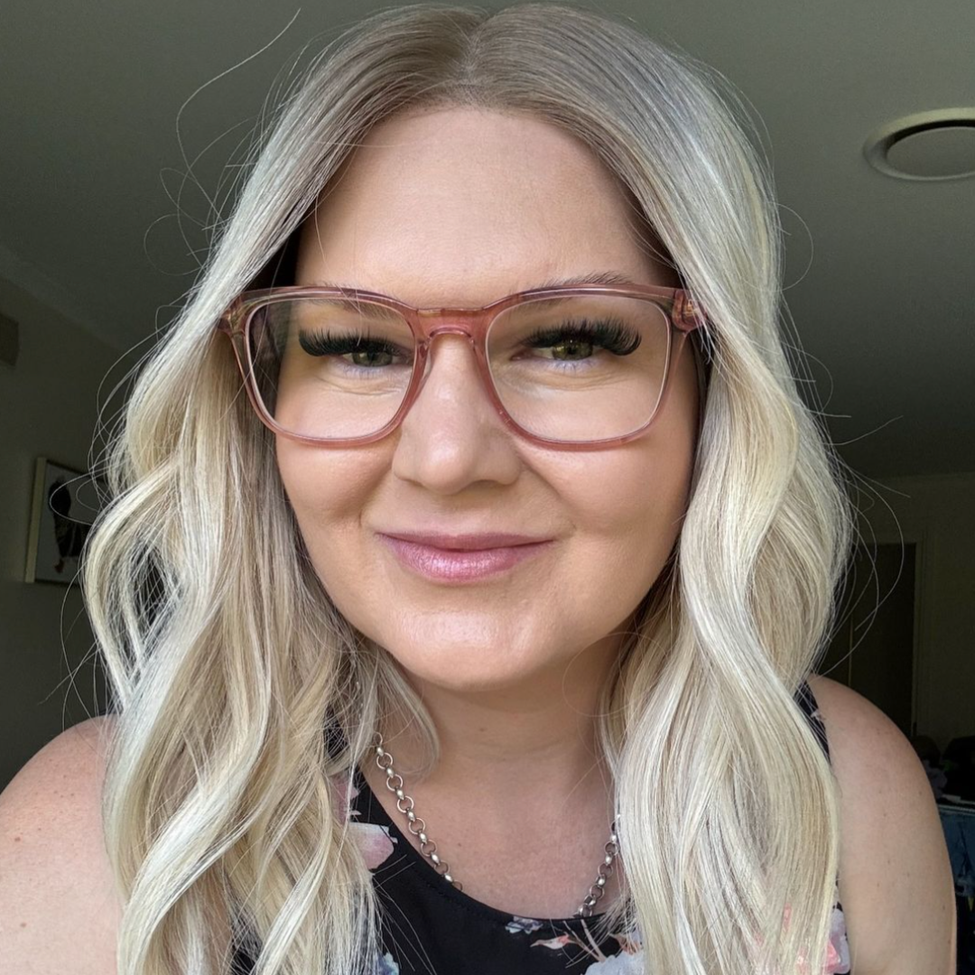 Jaime medical wig 15 inches